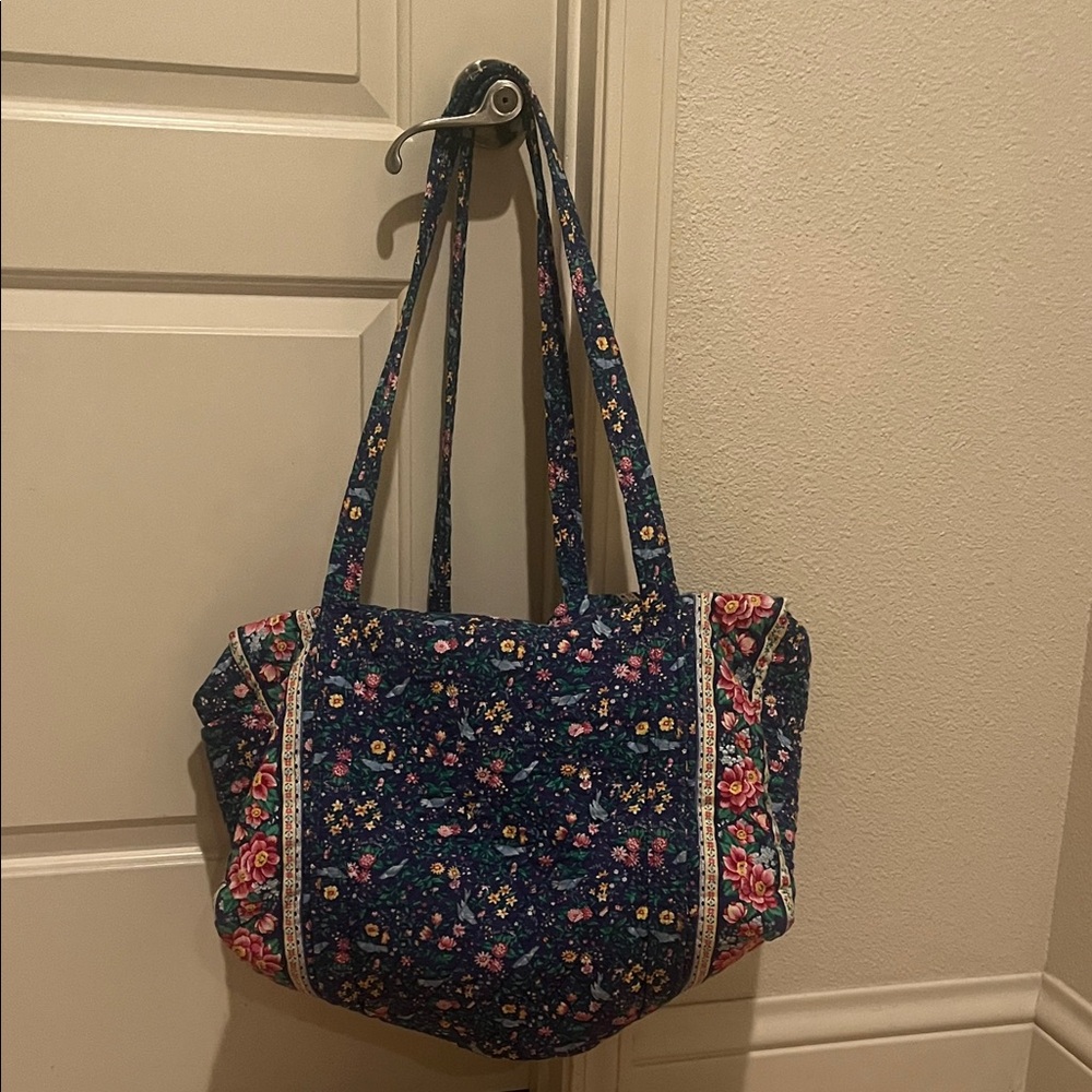 Vera Bradley Large Duffel Bag in "Bluebird - 1998" Pattern Duffle 18”